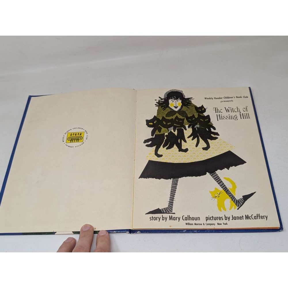 The Witch of Hissing Hill by Mary Calhoun 1964 Weekly Reader Halloween Book VTG - Picture 6 of 10